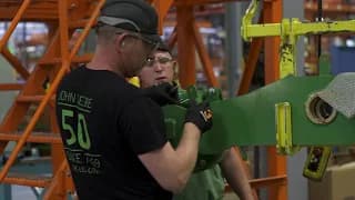 Découvrez en vidéo l'usine John Deere d'Arc-les-Gray